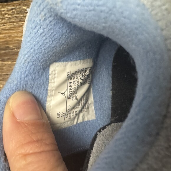 Jordan Retro 4 - Picture 9 of 9